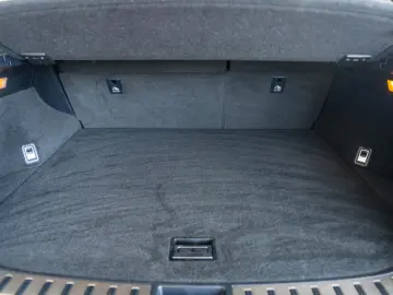 Lexus NX 300h Hybrid e-CVT