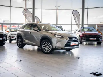 Lexus NX 300h Hybrid e-CVT
