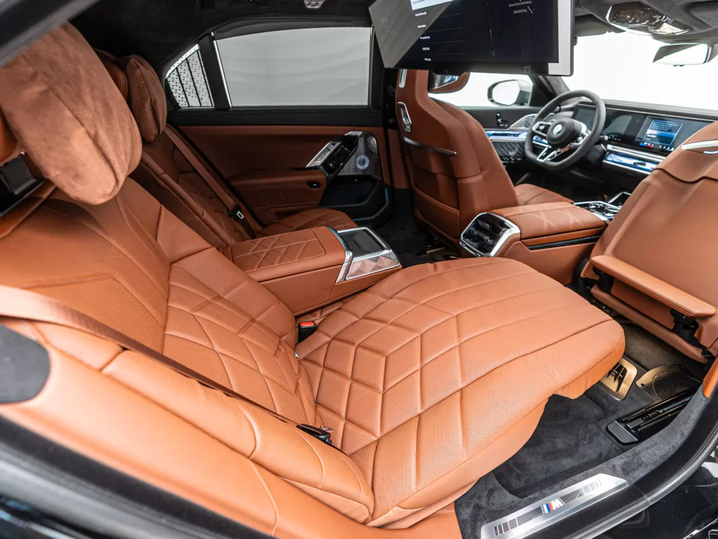 BMW 740d xDrive   2 culori