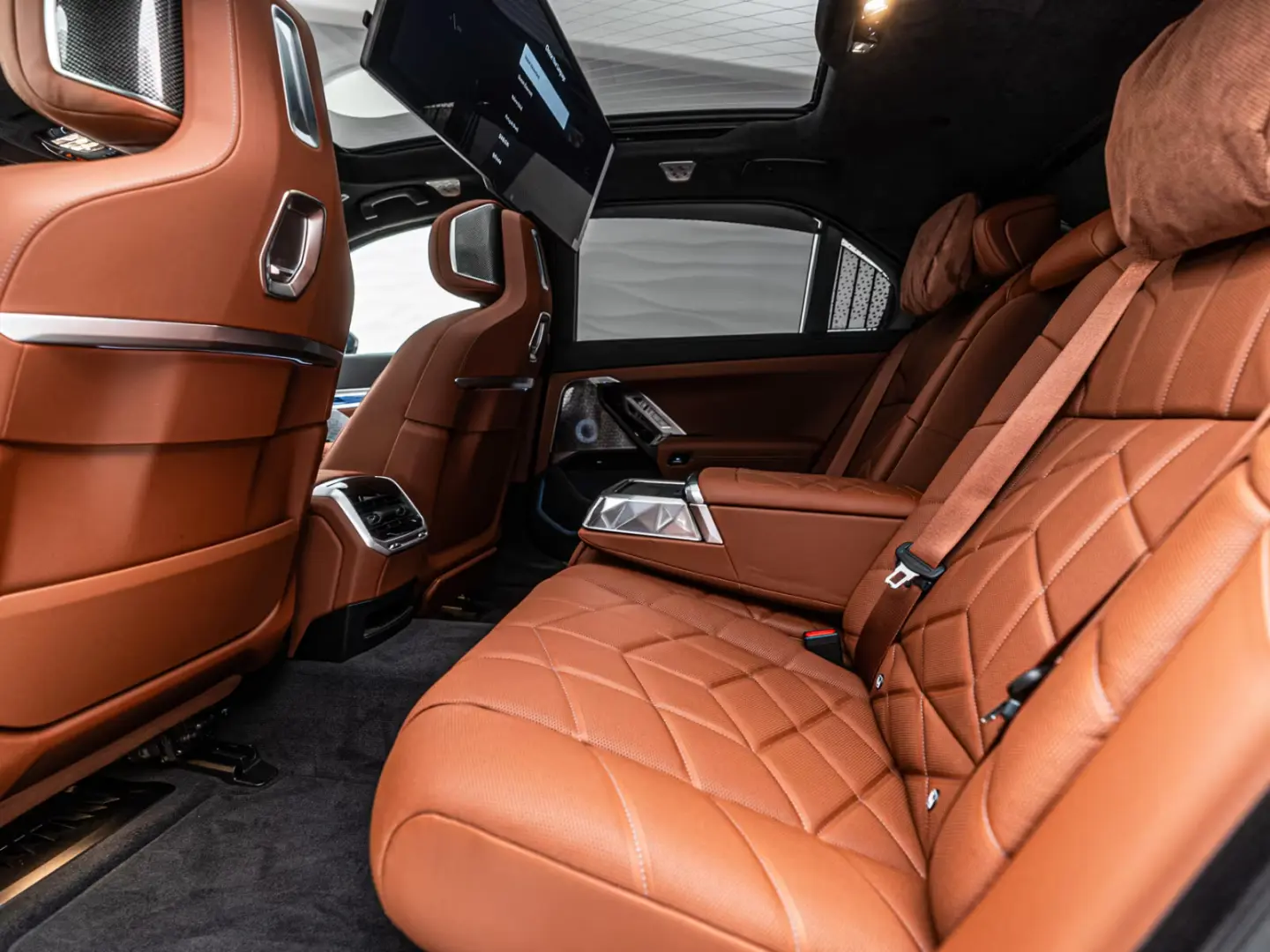 BMW 740d xDrive   2 culori