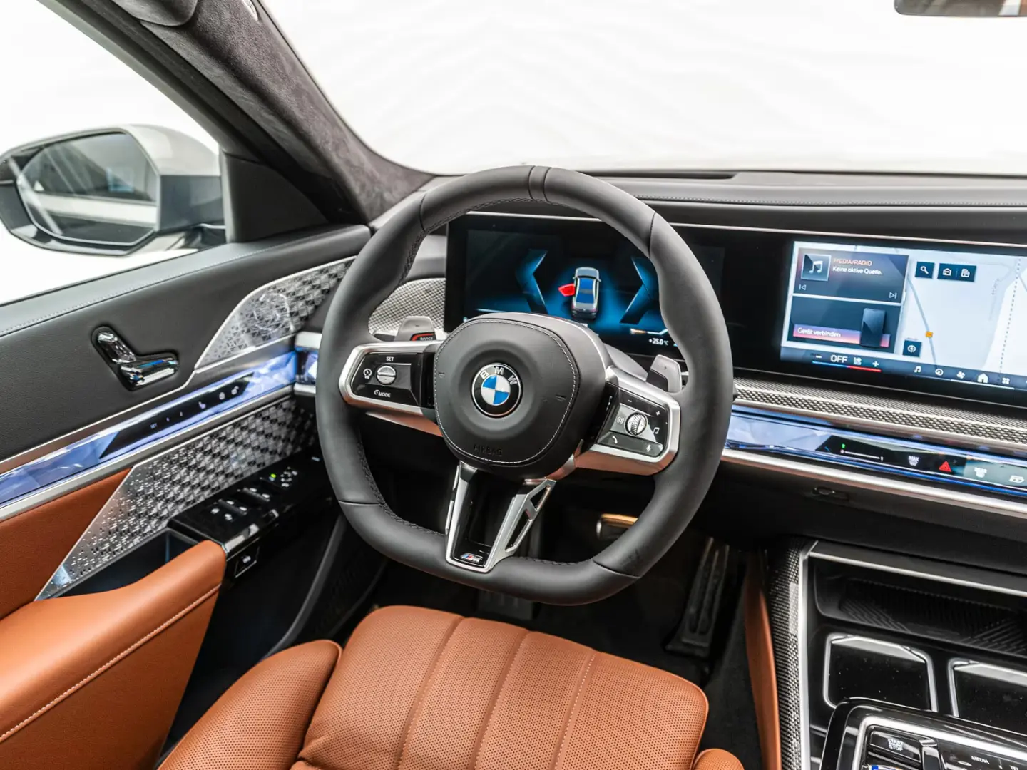 BMW 740d xDrive   2 culori