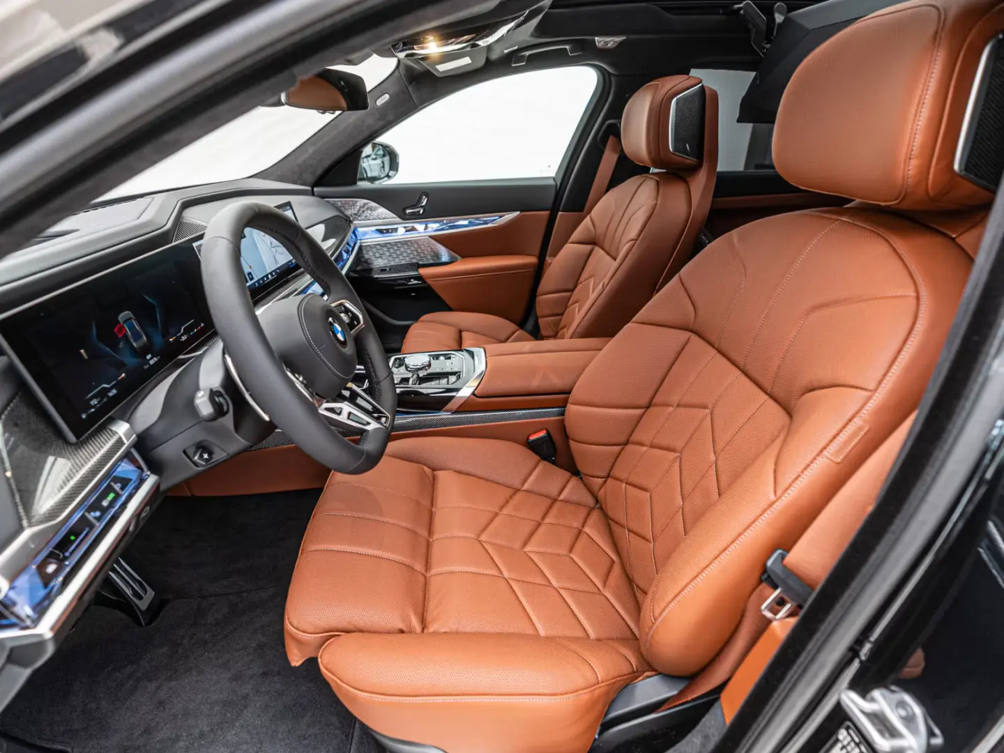 BMW 740d xDrive   2 culori