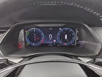 Octavia 1.4 TSI iV Style Navi Memory Kamera LED