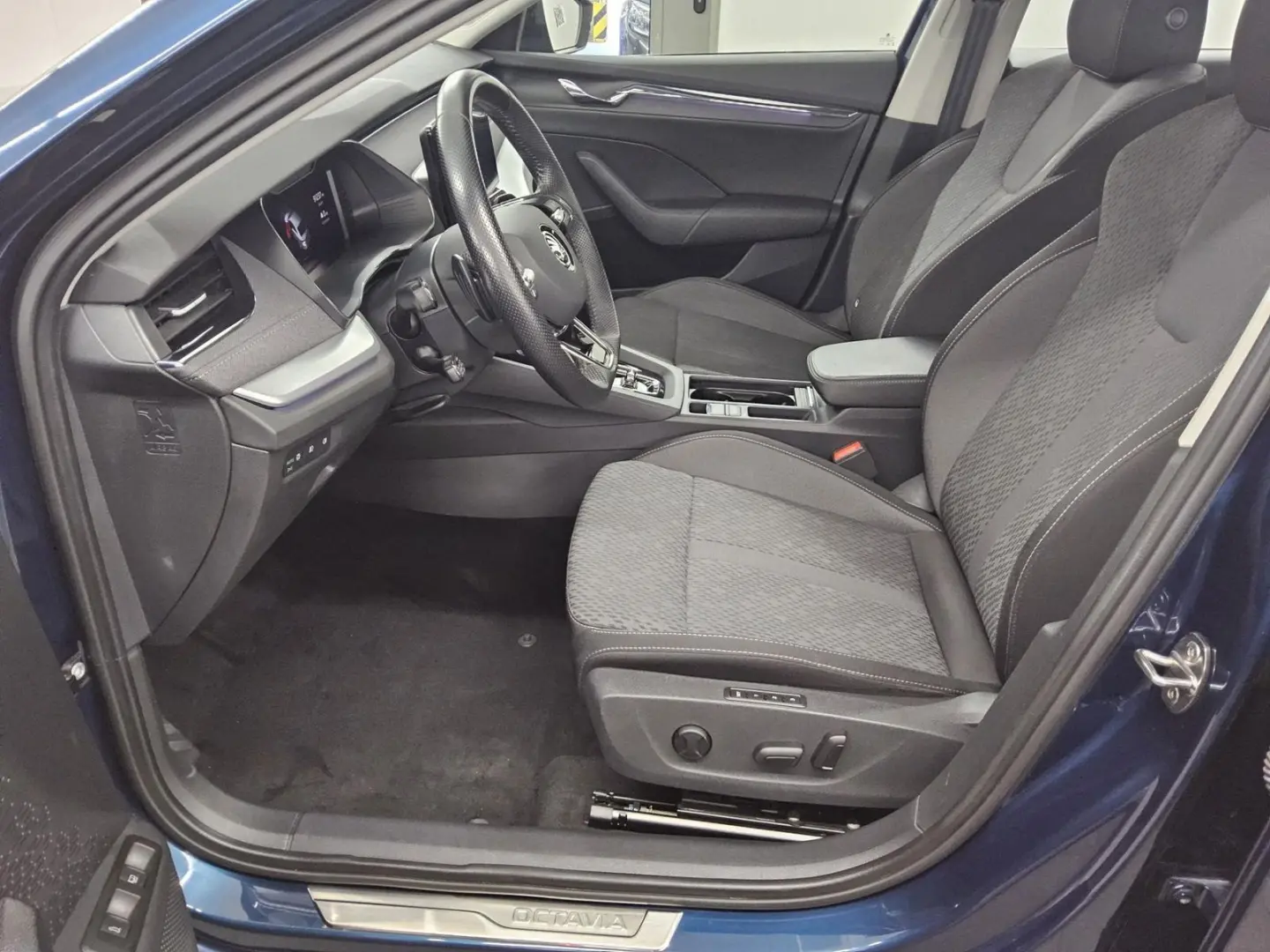 Octavia 1.4 TSI iV Style Navi Memory Kamera LED