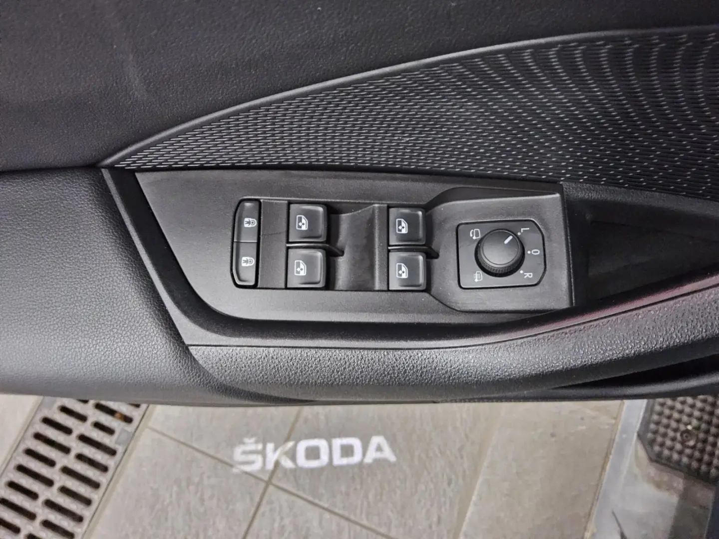 Octavia 1.4 TSI iV Style Navi Memory Kamera LED