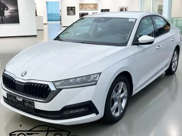 Octavia Lim. Ambition iV