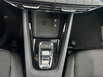 Octavia Lim. Ambition iV