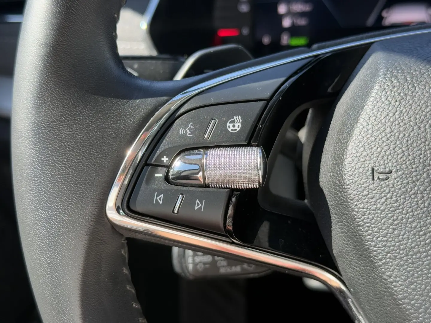 Octavia 1.4 TSI iV DSG Style   Head-Up   Memory