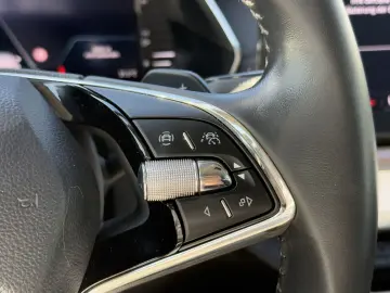 Octavia 1.4 TSI iV DSG Style   Head-Up   Memory