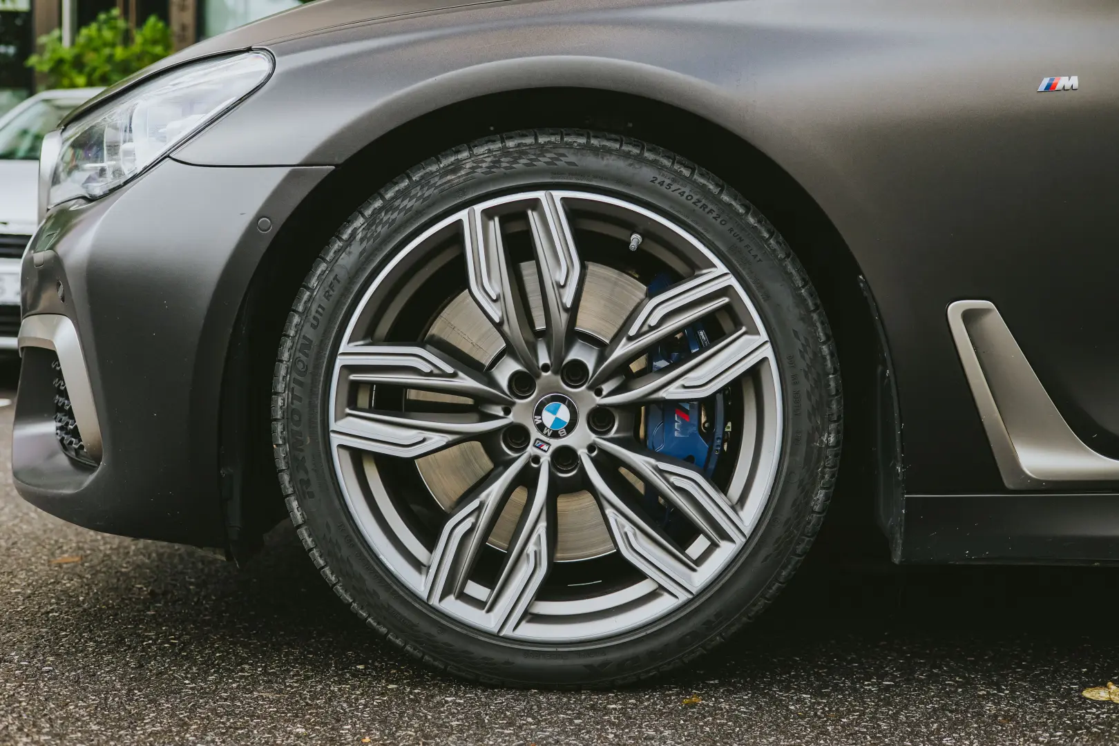BMW M760Li xDrive