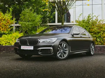 BMW M760Li xDrive