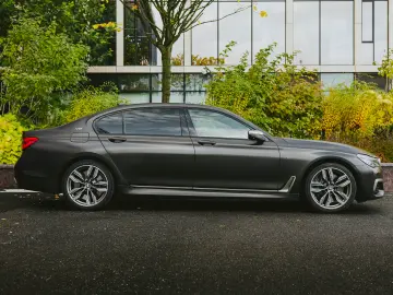 BMW M760Li xDrive