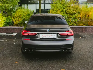 BMW M760Li xDrive