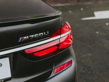 BMW M760Li xDrive