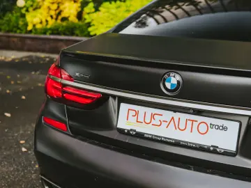 BMW M760Li xDrive
