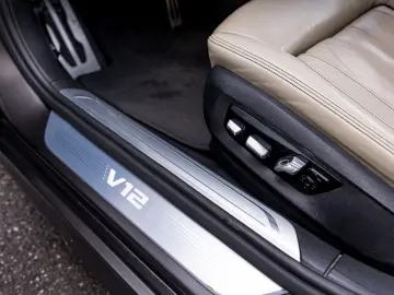 BMW M760Li xDrive