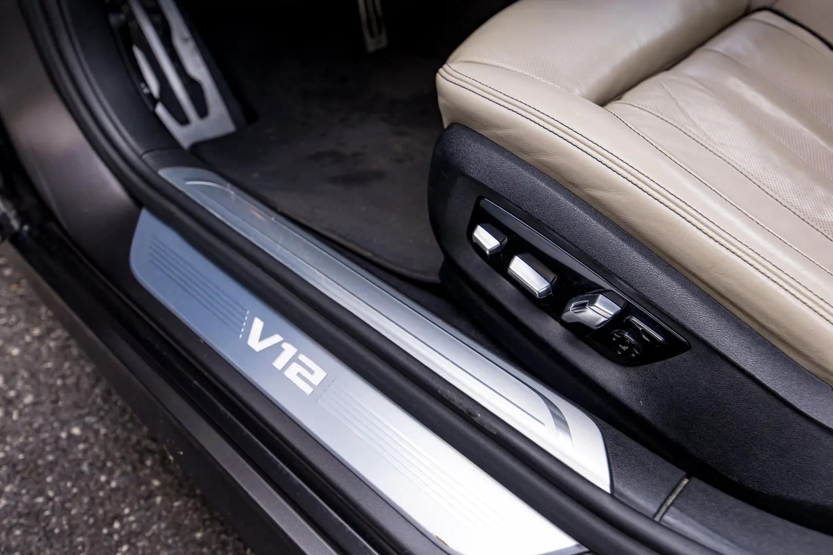 BMW M760Li xDrive