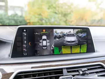 BMW M760Li xDrive