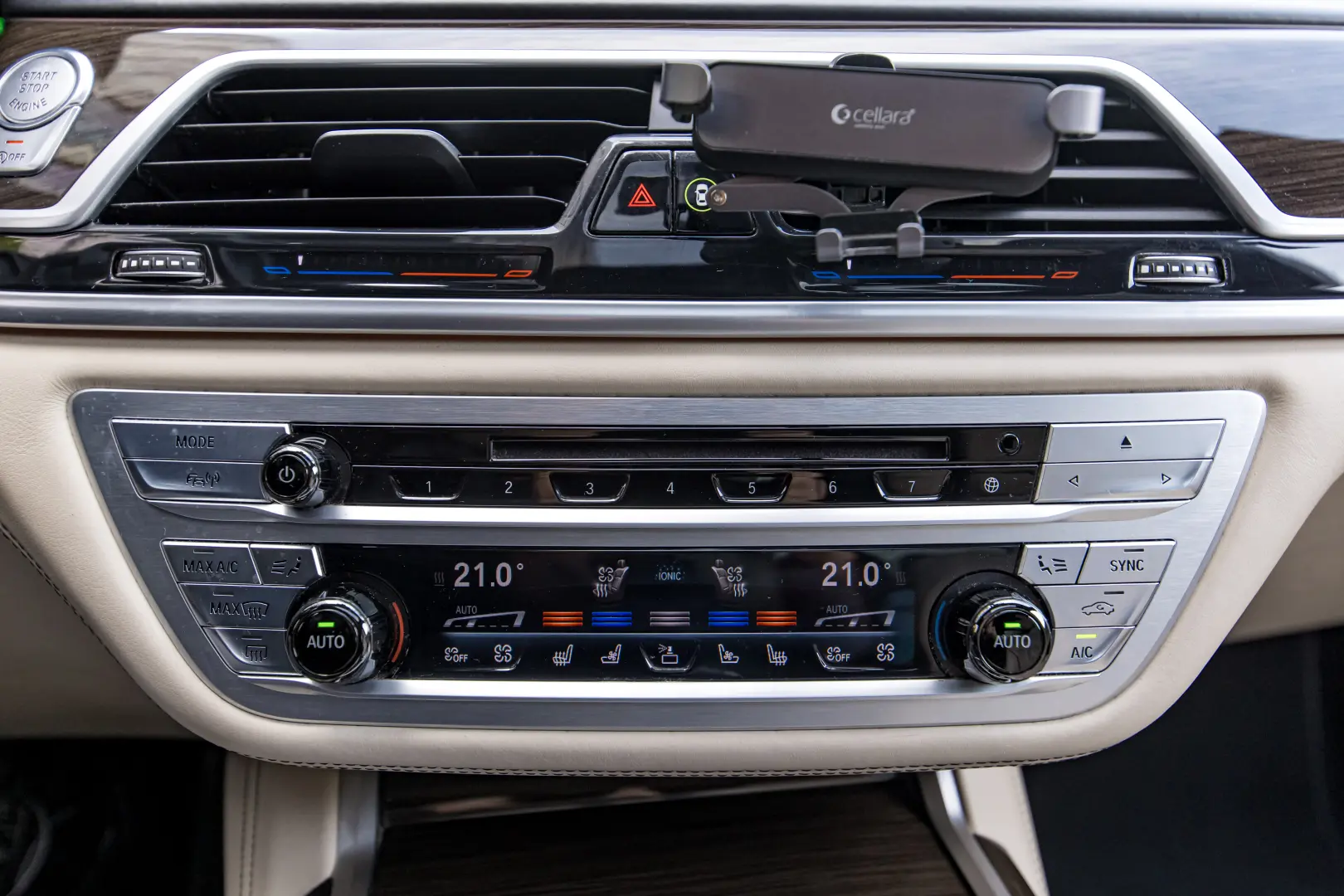 BMW M760Li xDrive