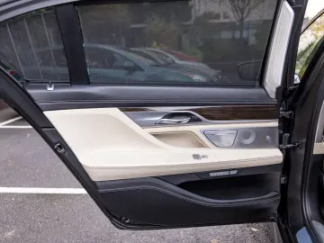 BMW M760Li xDrive