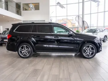 Mercedes-Benz GLS 400 4Matic G-Tronic  AMG Line  - 7 Locuri