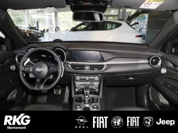 Stelvio VELOCE Q4 2.0 Turbo AHK Panorama Dach Pr