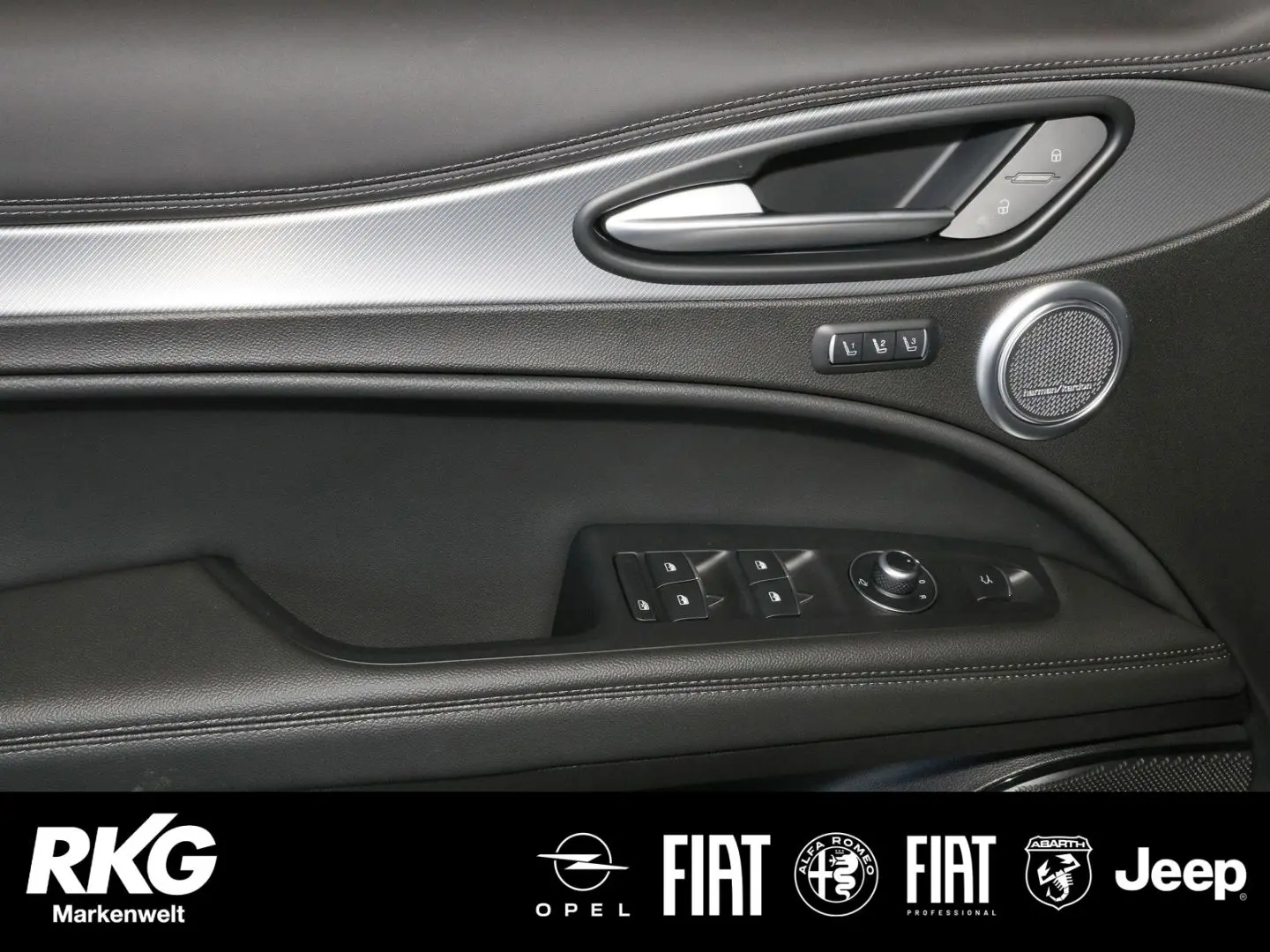 Stelvio VELOCE Q4 2.0 Turbo AHK Panorama Dach Pr