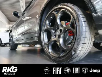 Stelvio VELOCE Q4 2.0 Turbo AHK Panorama Dach Pr