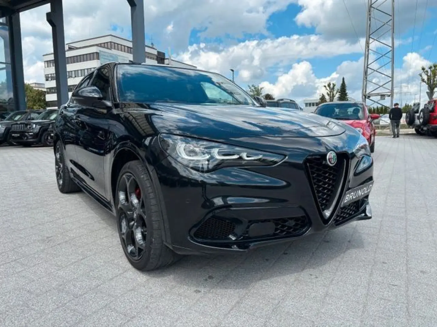 Stelvio MY23 Competizione Q4 (280 PS)