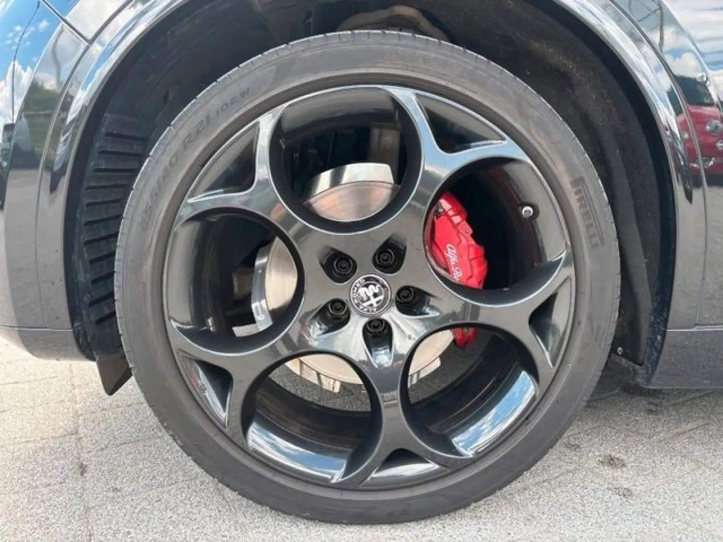 Stelvio MY23 Competizione Q4 (280 PS)