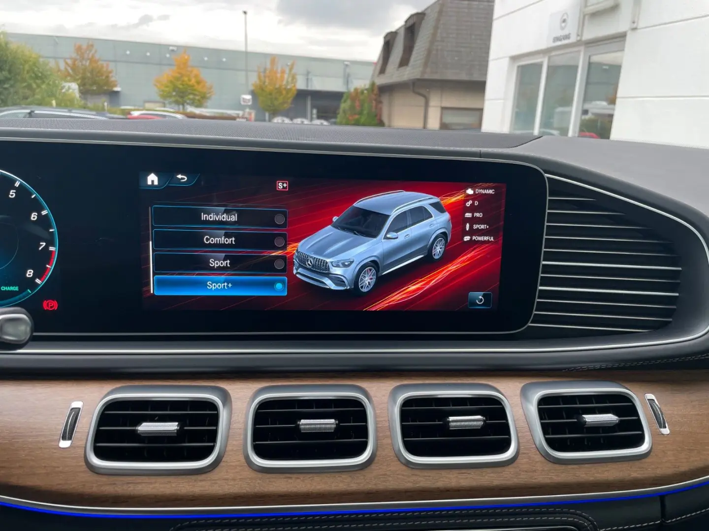 GLE 63 AMG 4Matic MASSAGE BURM PANO AIRMATIC 23