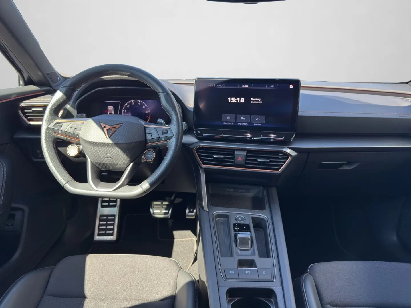 Formentor VZ 2.0 TSI DSG NAVI 4DRIVE PANO SHZ RF