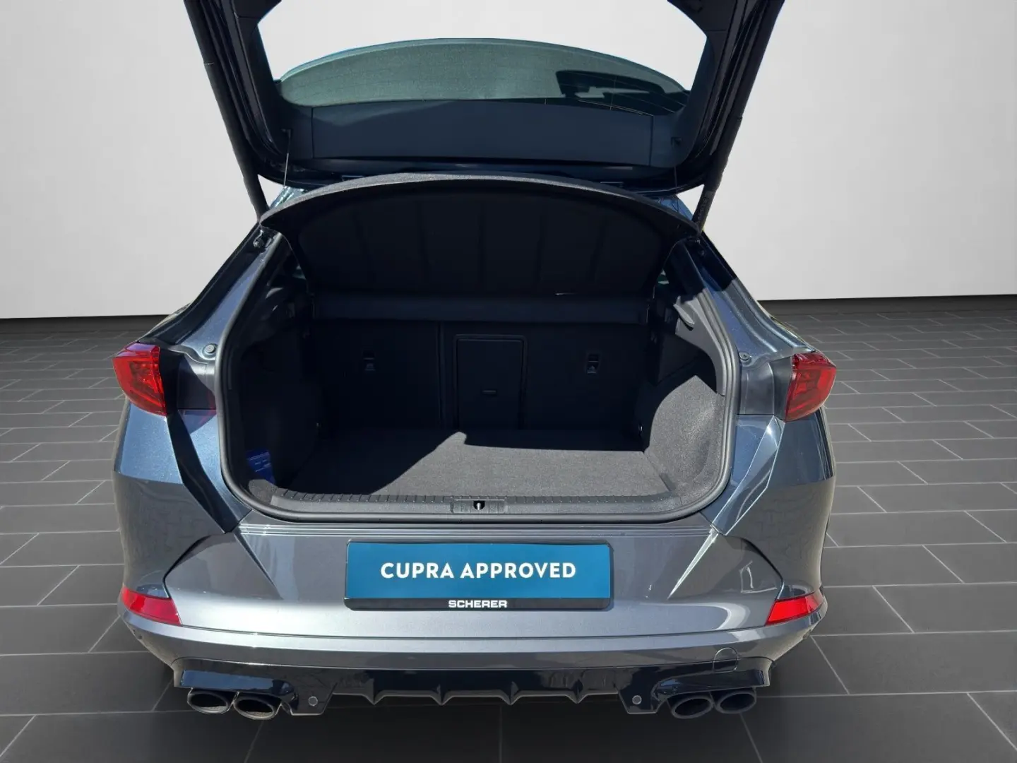 Formentor VZ 2.0 TSI DSG NAVI 4DRIVE PANO SHZ RF