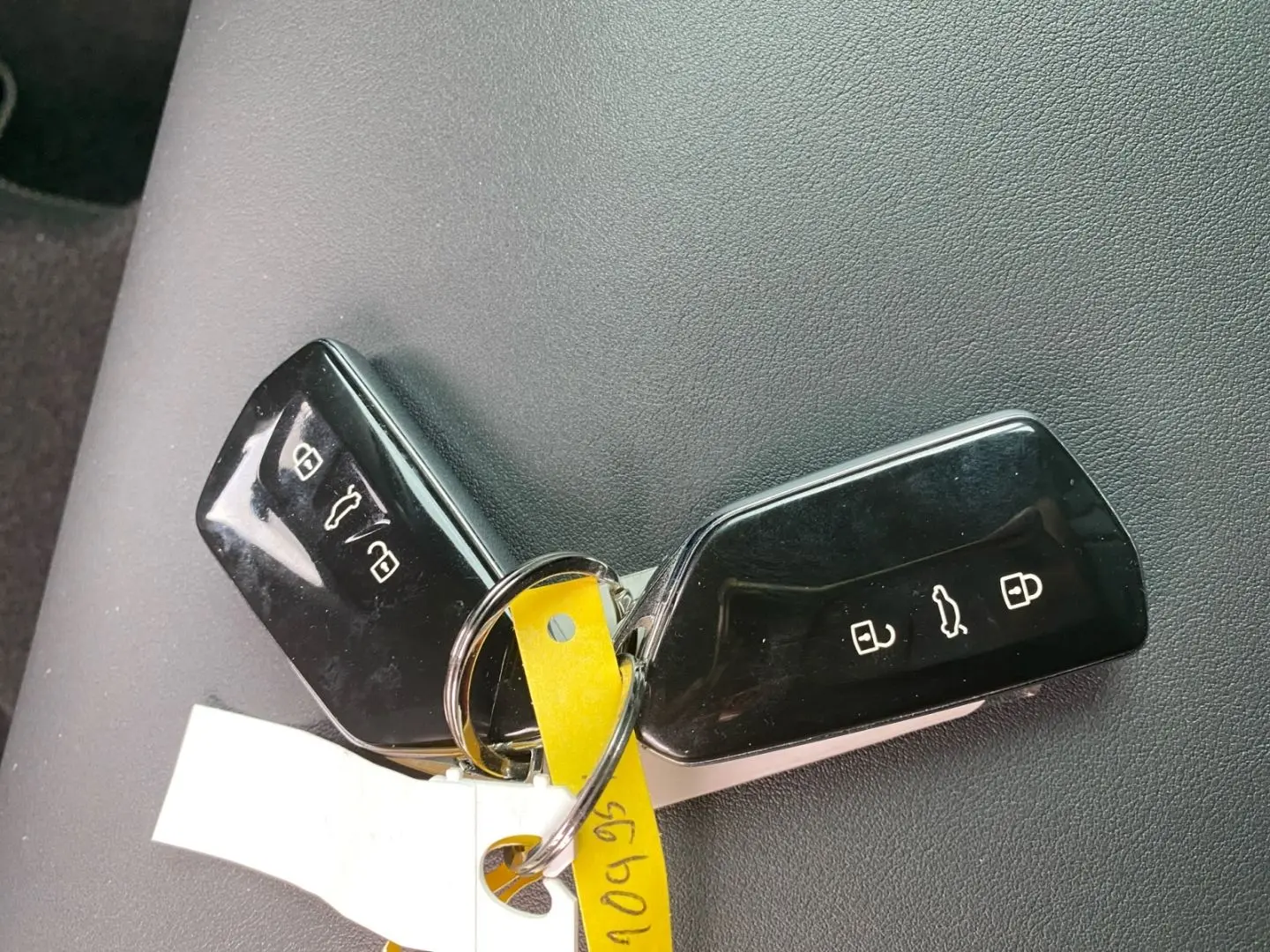 Formentor VZ 2.0 TSI DSG  LED 360  Pano CarPlay