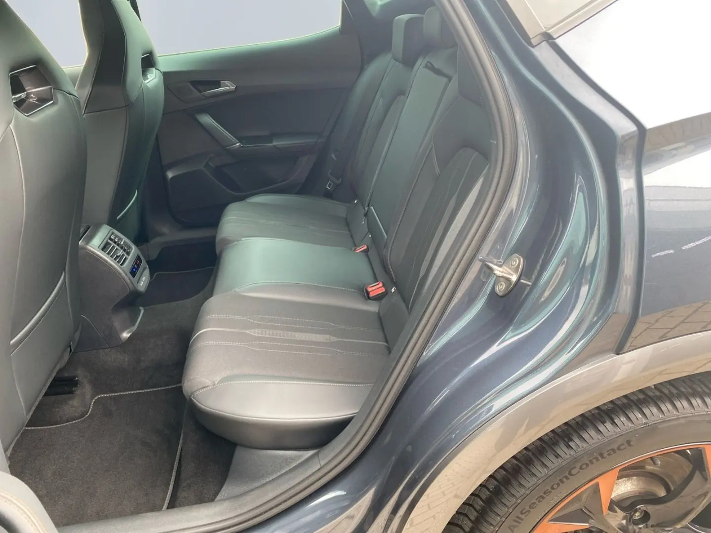 Formentor VZ 2.0 TSI DSG  LED 360  Pano CarPlay