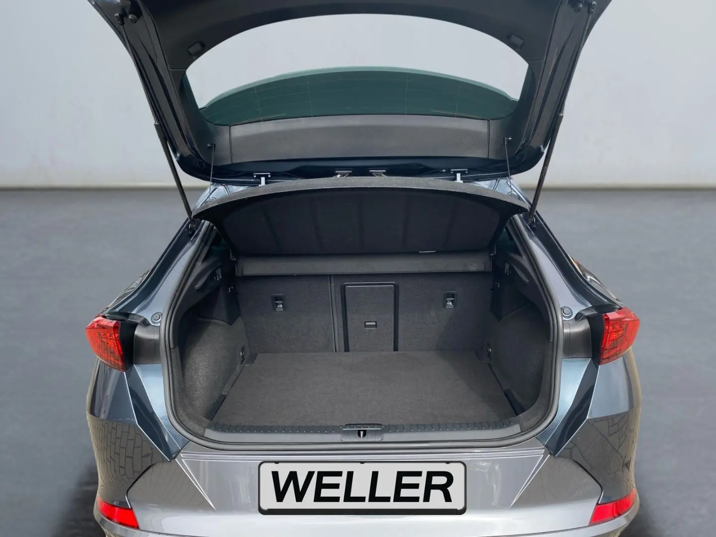 Formentor VZ 2.0 TSI DSG  LED 360  Pano CarPlay