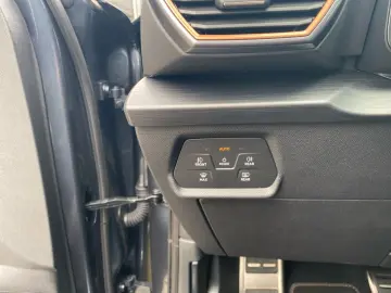 Formentor VZ 2.0 TSI DSG  LED 360  Pano CarPlay