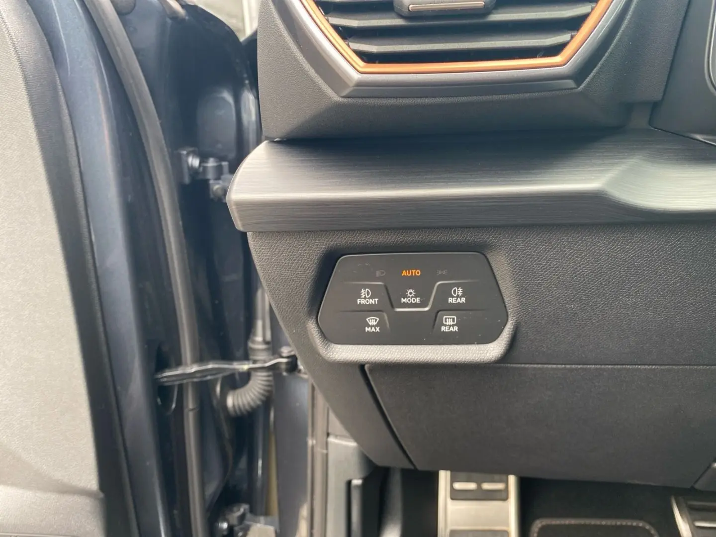 Formentor VZ 2.0 TSI DSG  LED 360  Pano CarPlay