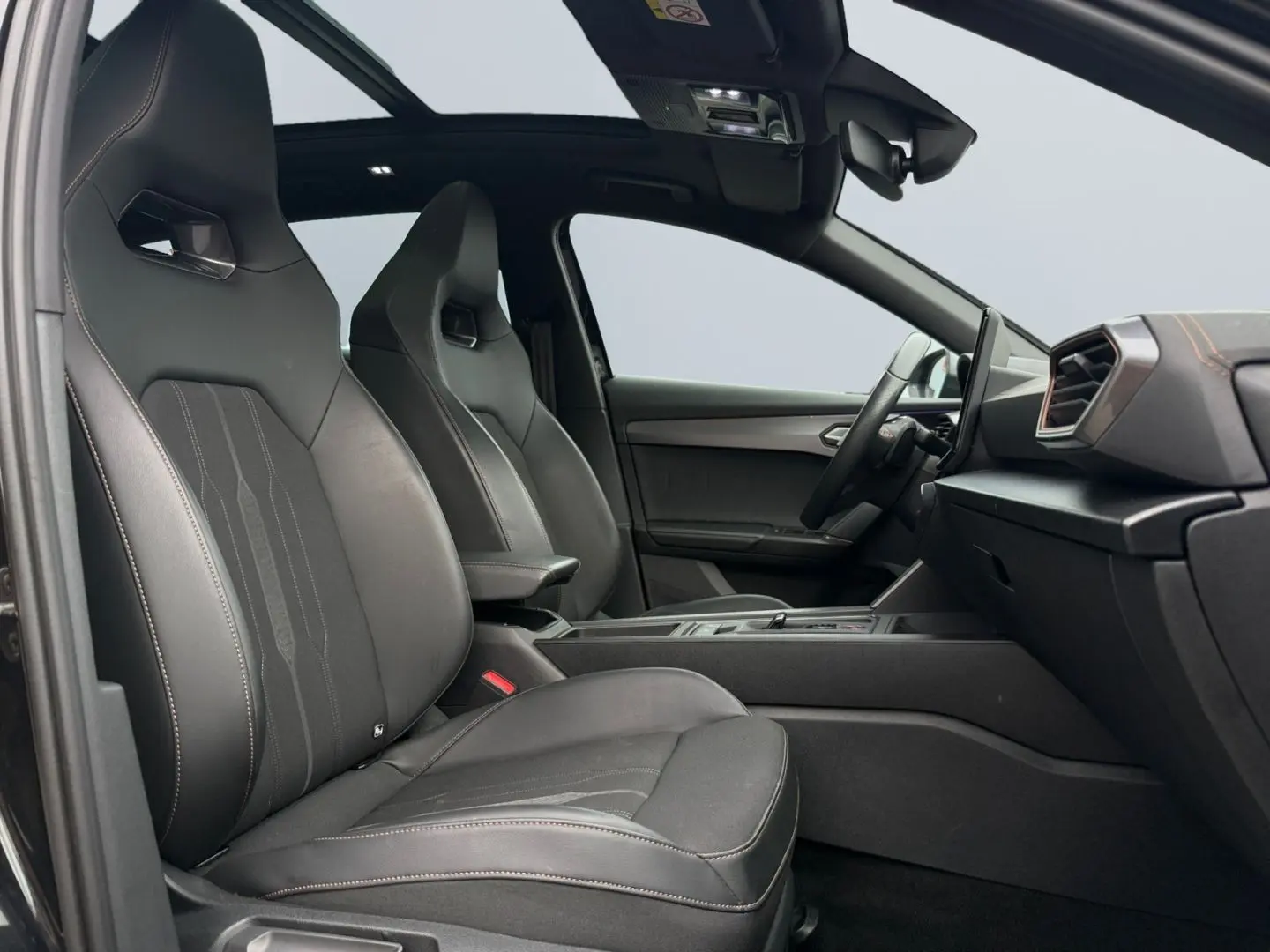 Formentor VZ 2.0 TSI DSG  LED Pano Beats Memory