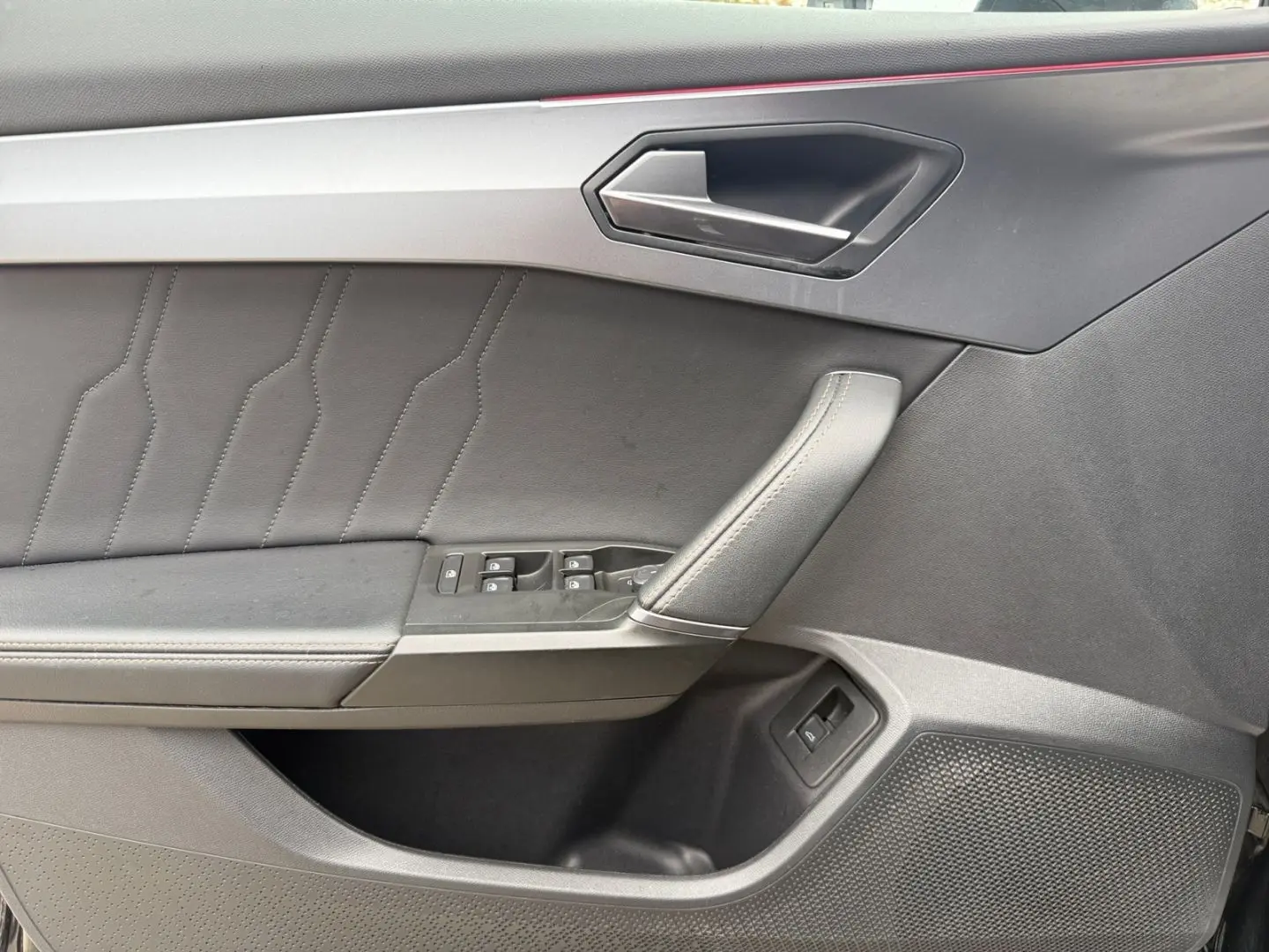 Formentor VZ 2.0 TSI DSG  LED Pano Beats Memory