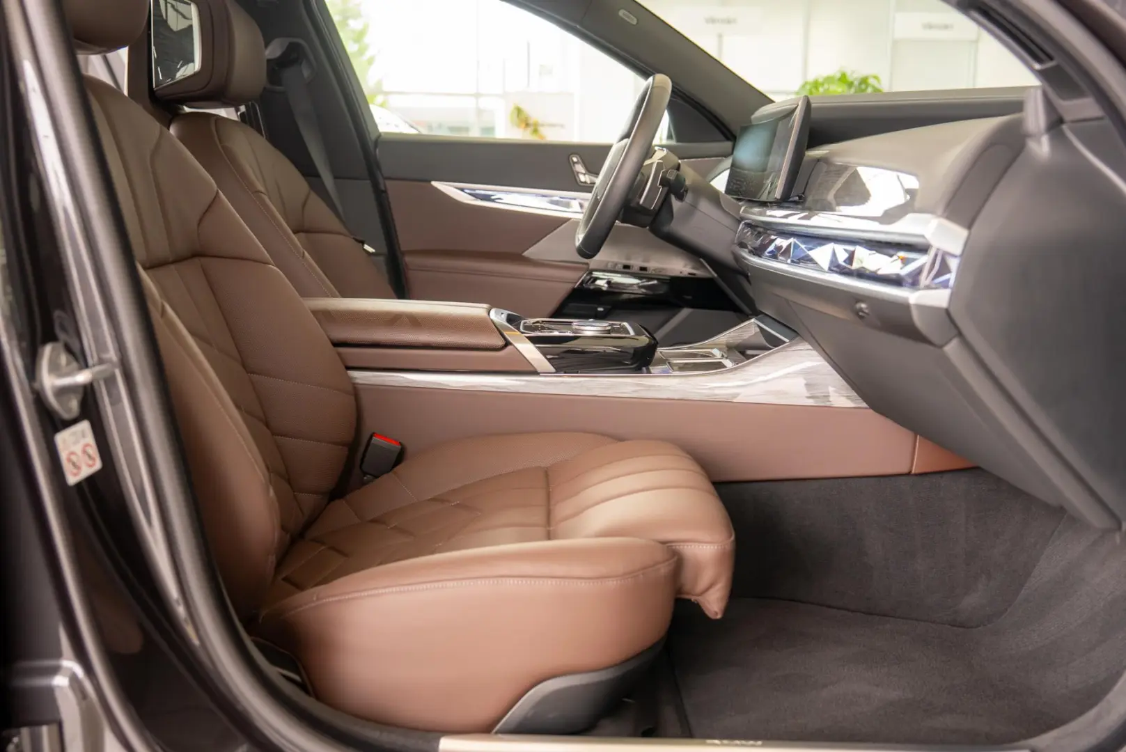 BMW Seria 7 740d xDrive Sportautomatic