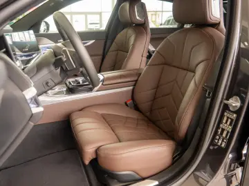 BMW Seria 7 740d xDrive Sportautomatic