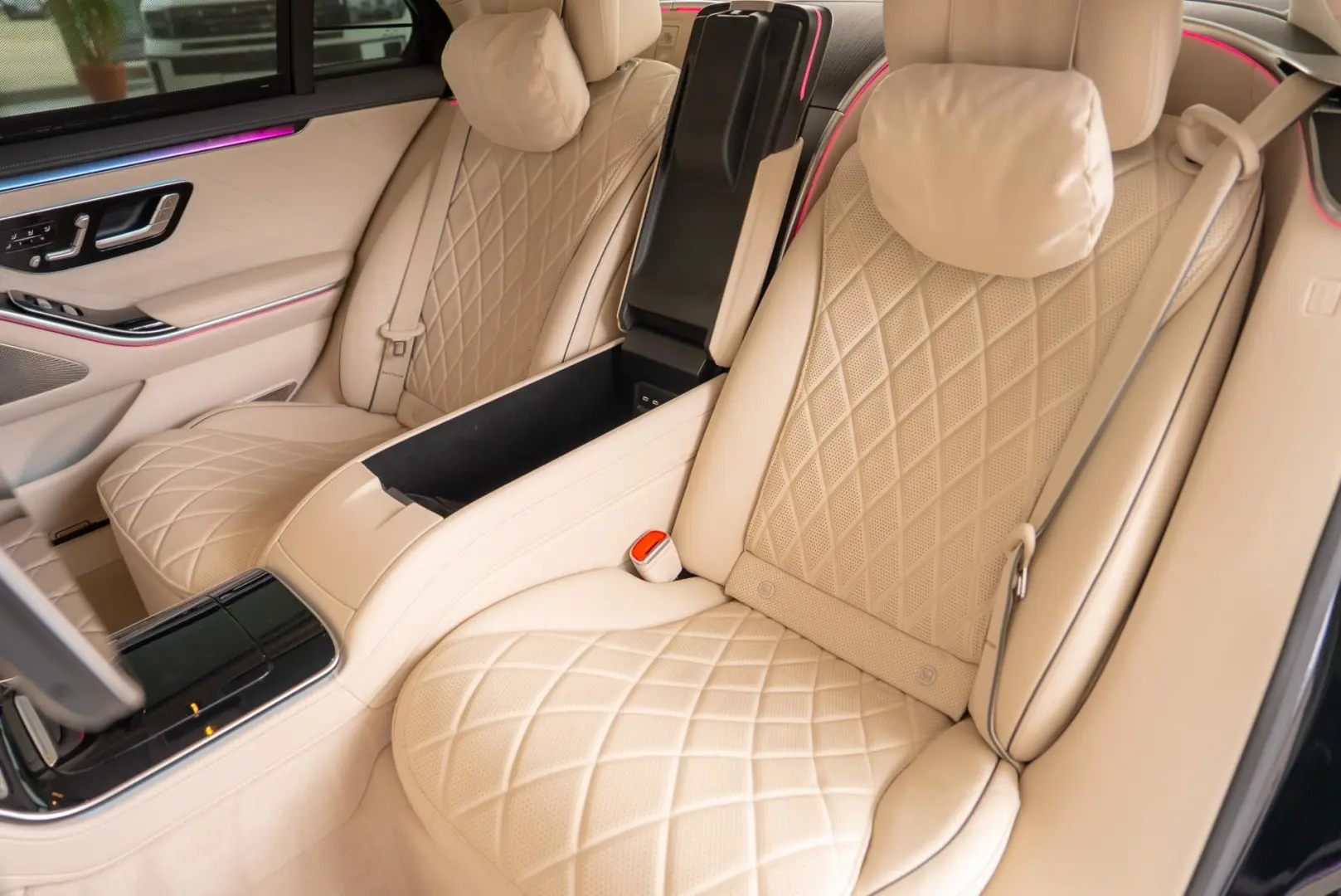 Mercedes-Benz S-Class S580e LONG Plug-in Hybrid 9G-Tronic