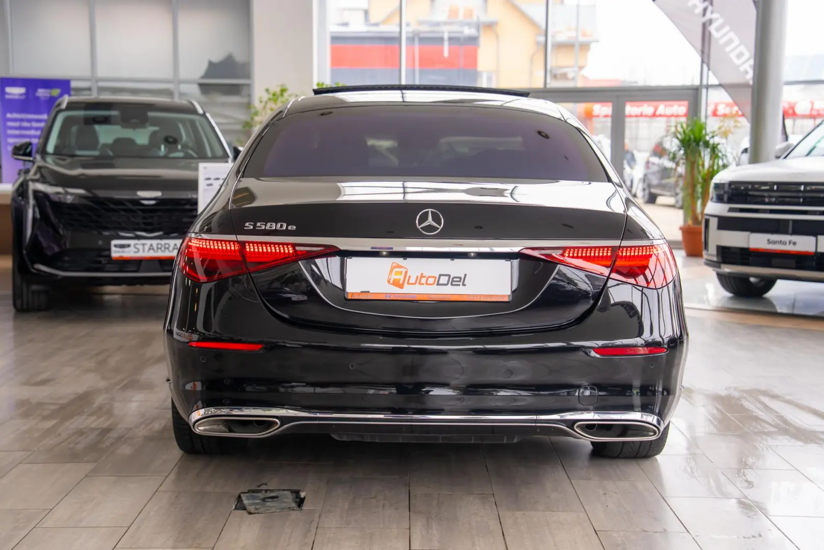 Mercedes-Benz S-Class S580e LONG Plug-in Hybrid 9G-Tronic