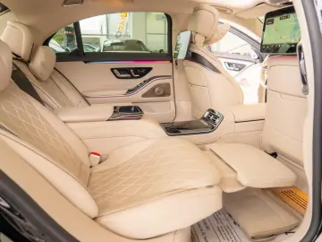 Mercedes-Benz S-Class S580e LONG Plug-in Hybrid 9G-Tronic