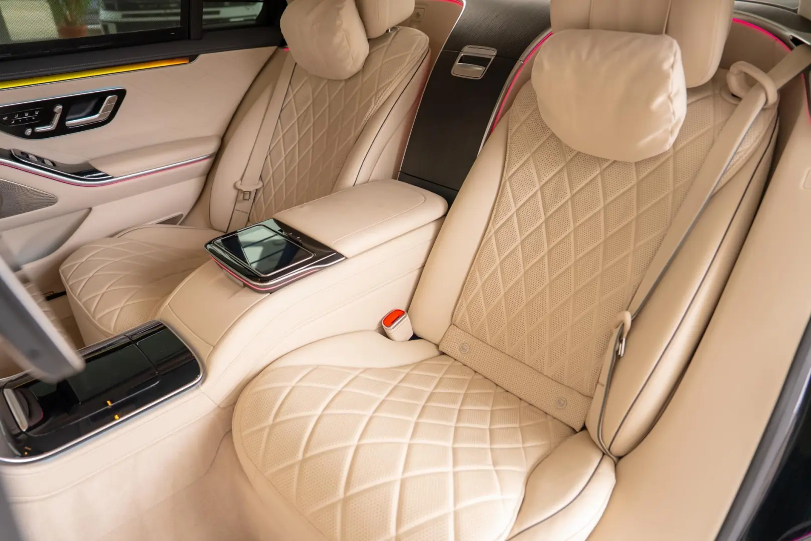 Mercedes-Benz S-Class S580e LONG Plug-in Hybrid 9G-Tronic