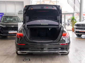 Mercedes-Benz S-Class S580e LONG Plug-in Hybrid 9G-Tronic