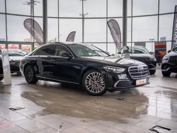 Mercedes-Benz S-Class S580e LONG Plug-in Hybrid 9G-Tronic