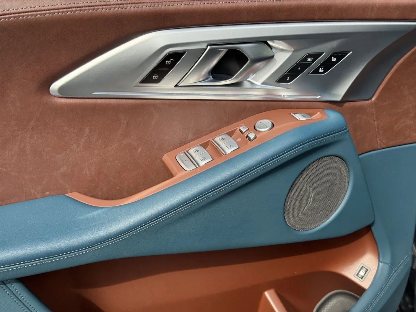 XM LED LEDER HUD SURROUND VIEW MASSAGE