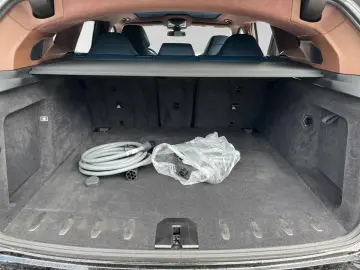 BMW XM 50e DAProf. AHK. Ventilație și masaj